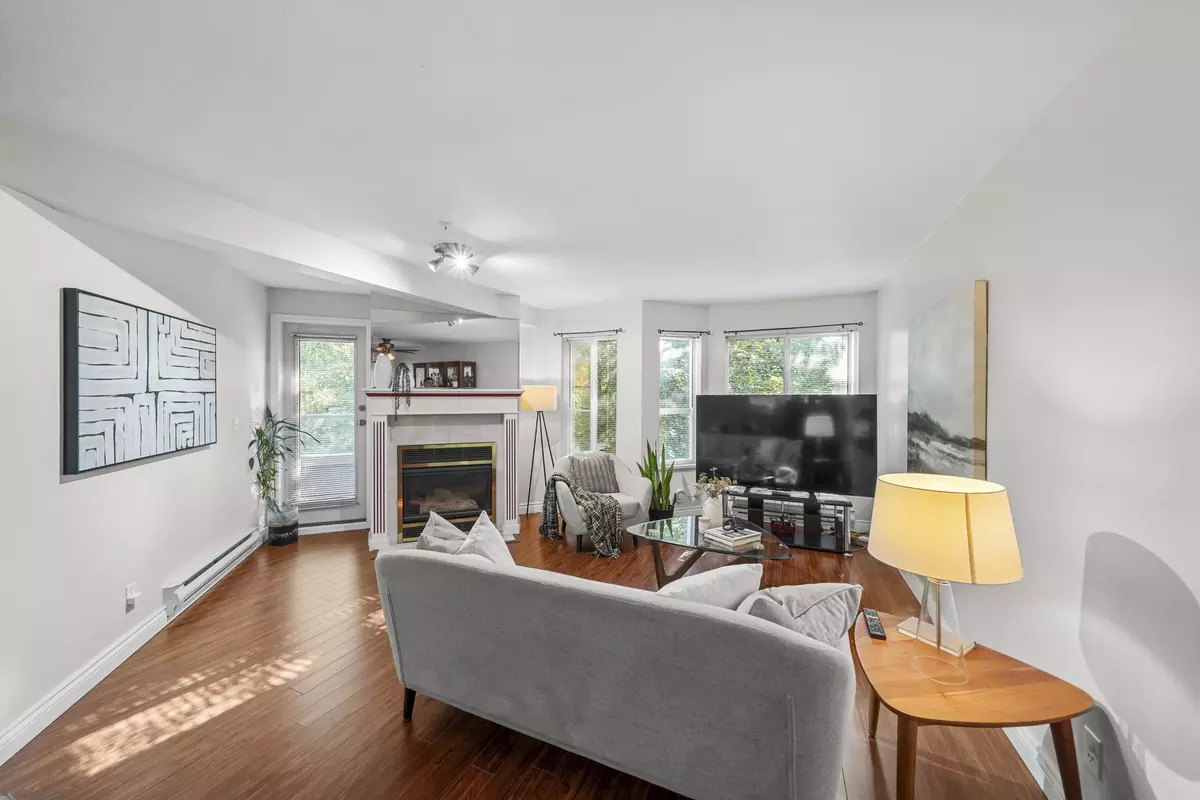 Port Coquitlam, BC V3C 6J3,2620 Jane ST #206