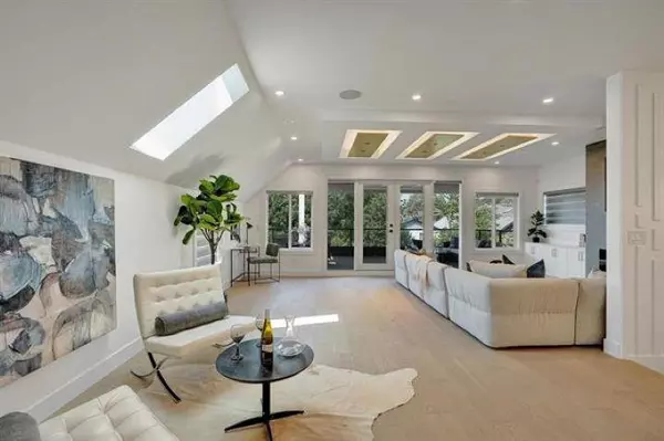 White Rock, BC V4B 4Y7,923 Stayte RD