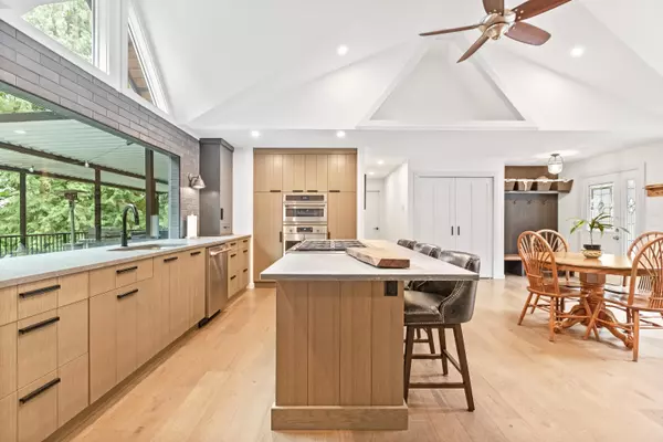 31648 Grove AVE Mission, BC V4S 1E6