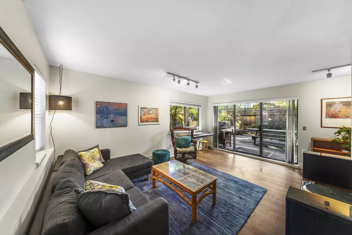 Vancouver, BC V6H 3N6,2935 Spruce ST #101