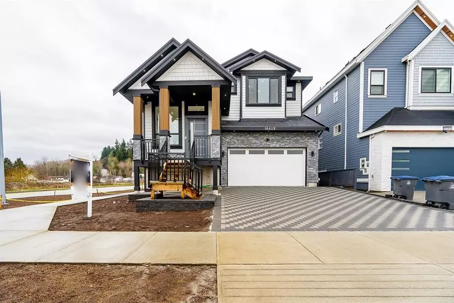 10648 124 ST, Surrey, BC V3V 0E2