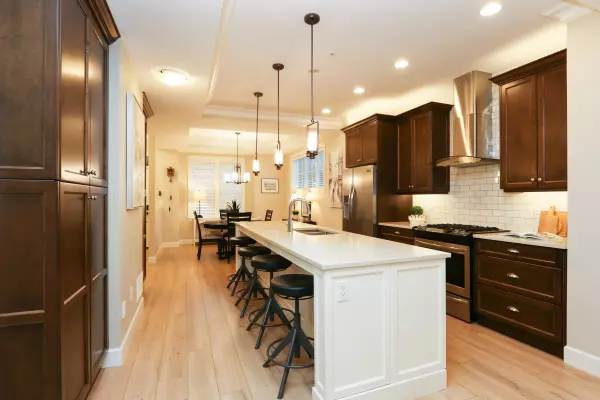 Chilliwack, BC V2R 0Y2,45462 Tamihi WAY #30