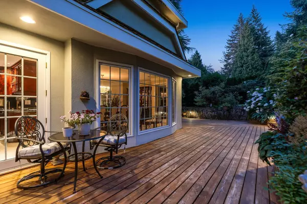 Surrey, BC V4P 2C8,14042 28 AVE