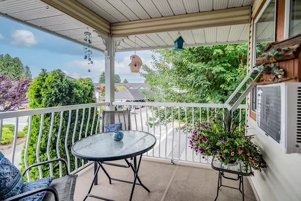 Maple Ridge, BC V2X 0S3,20554 118 AVE #12