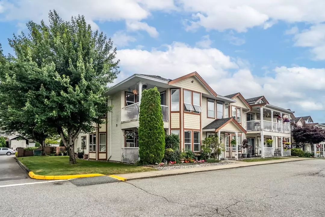 Maple Ridge, BC V2X 0S3,20554 118 AVE #12