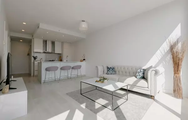 Burnaby, BC V5H 0H3,4670 Assembly WAY #5101