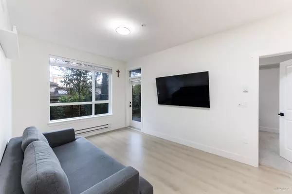 Langley, BC V2Y 4L6,19935 75a AVE #112