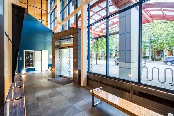 Vancouver, BC V6B 6J3,1238 Seymour ST #1002