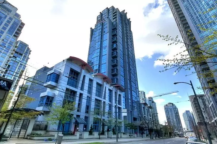 Vancouver, BC V6B 6J3,1238 Seymour ST #1002