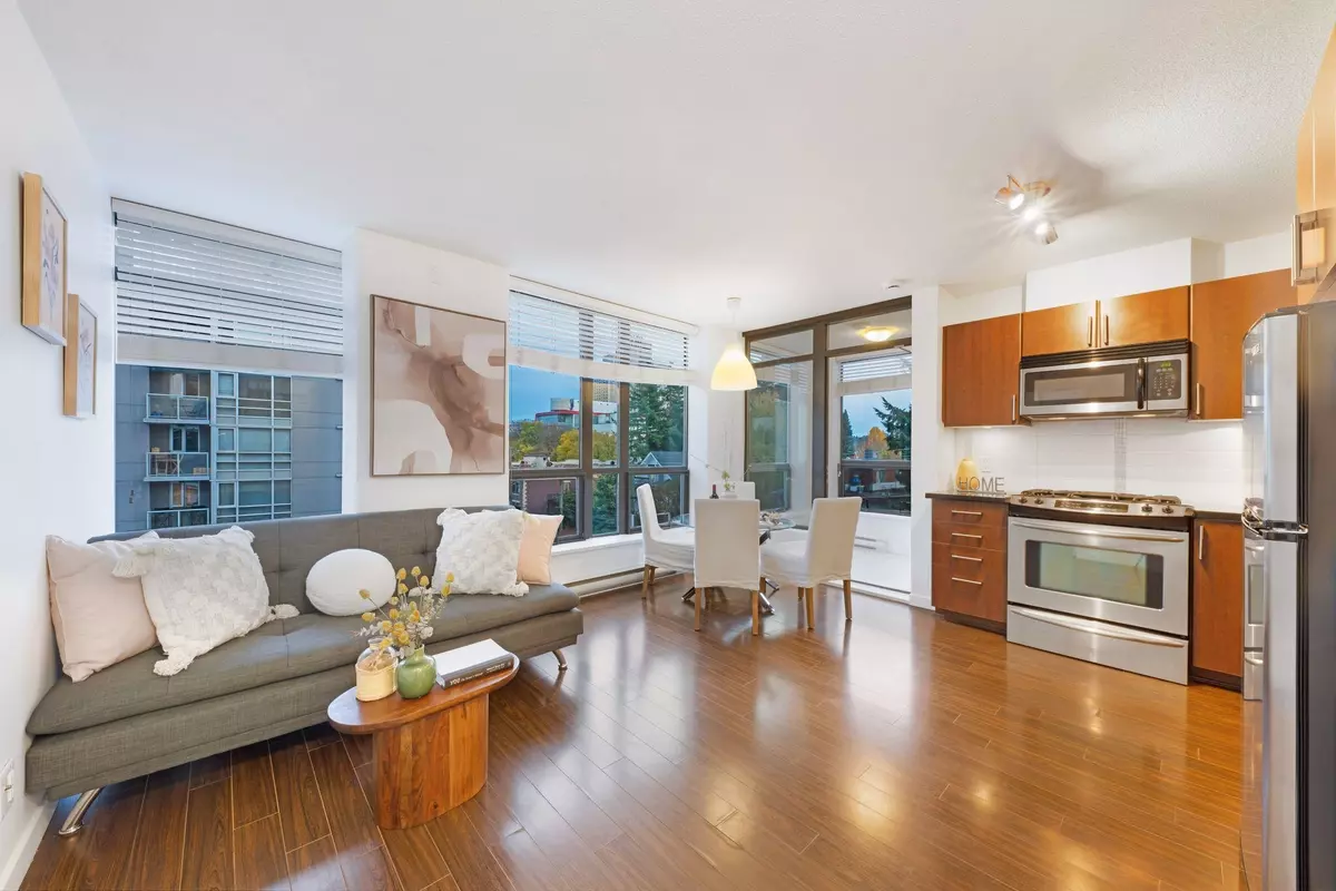 Vancouver, BC V6H 0A7,1068 W Broadway #701