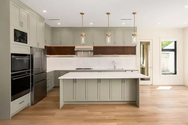 9551 Ryan CRES Richmond, BC V7A 2H1