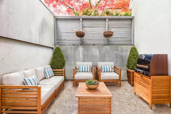 Vancouver, BC V6H 3W4,1365 W 8th AVE