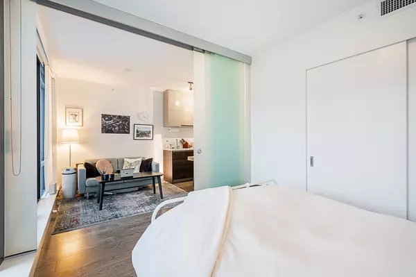 2378 Alpha AVE #1507 Burnaby, BC V5C 0K2