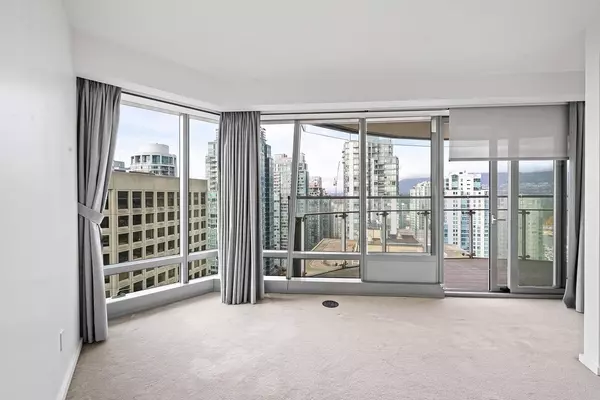1151 W Georgia ST #2705 Vancouver, BC V6E 0B3
