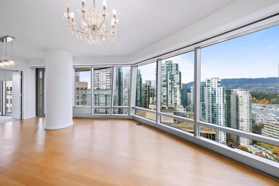 1151 W Georgia ST #2705, Vancouver, BC V6E 0B3