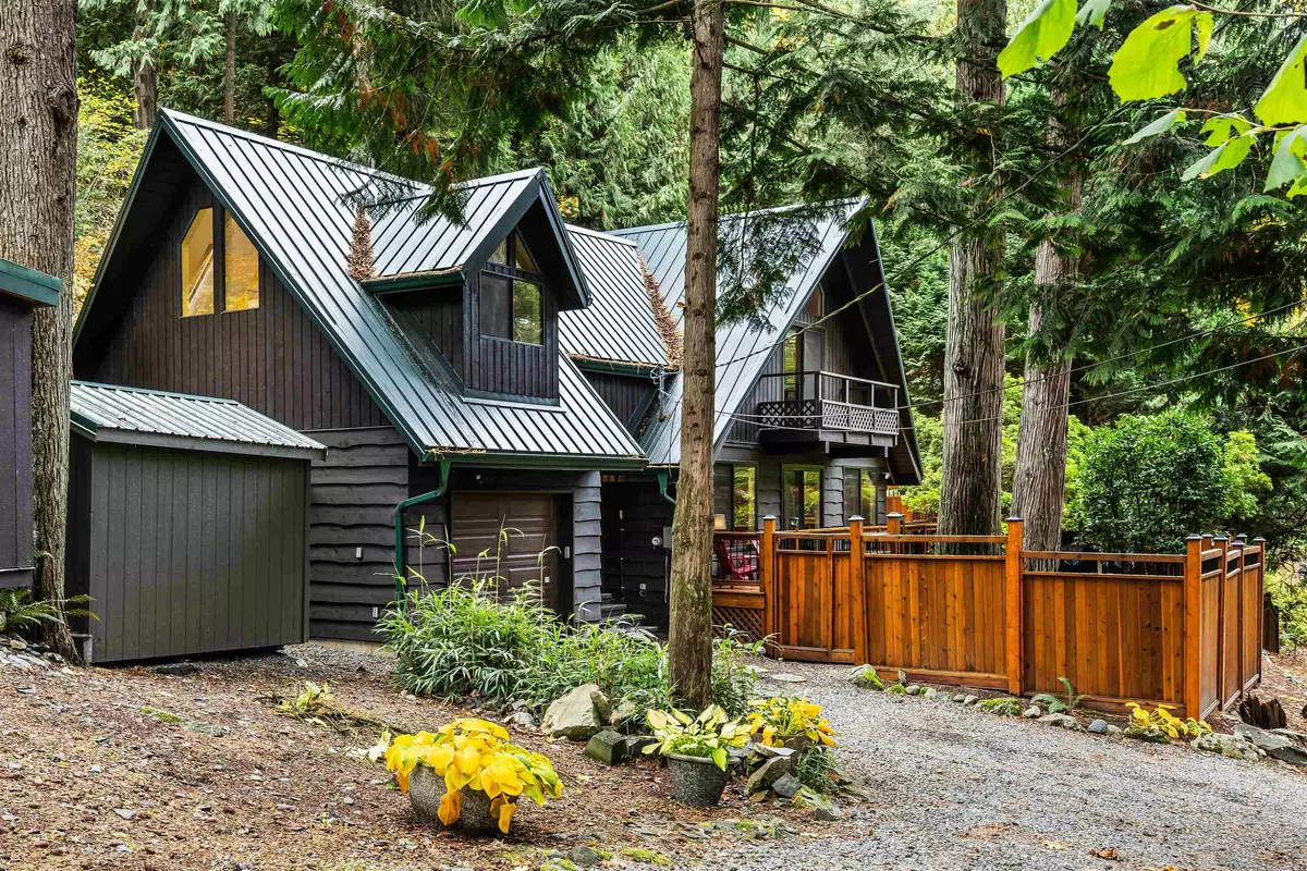 Harrison Hot Springs, BC V0M 1A0,6326 Rockwell DR