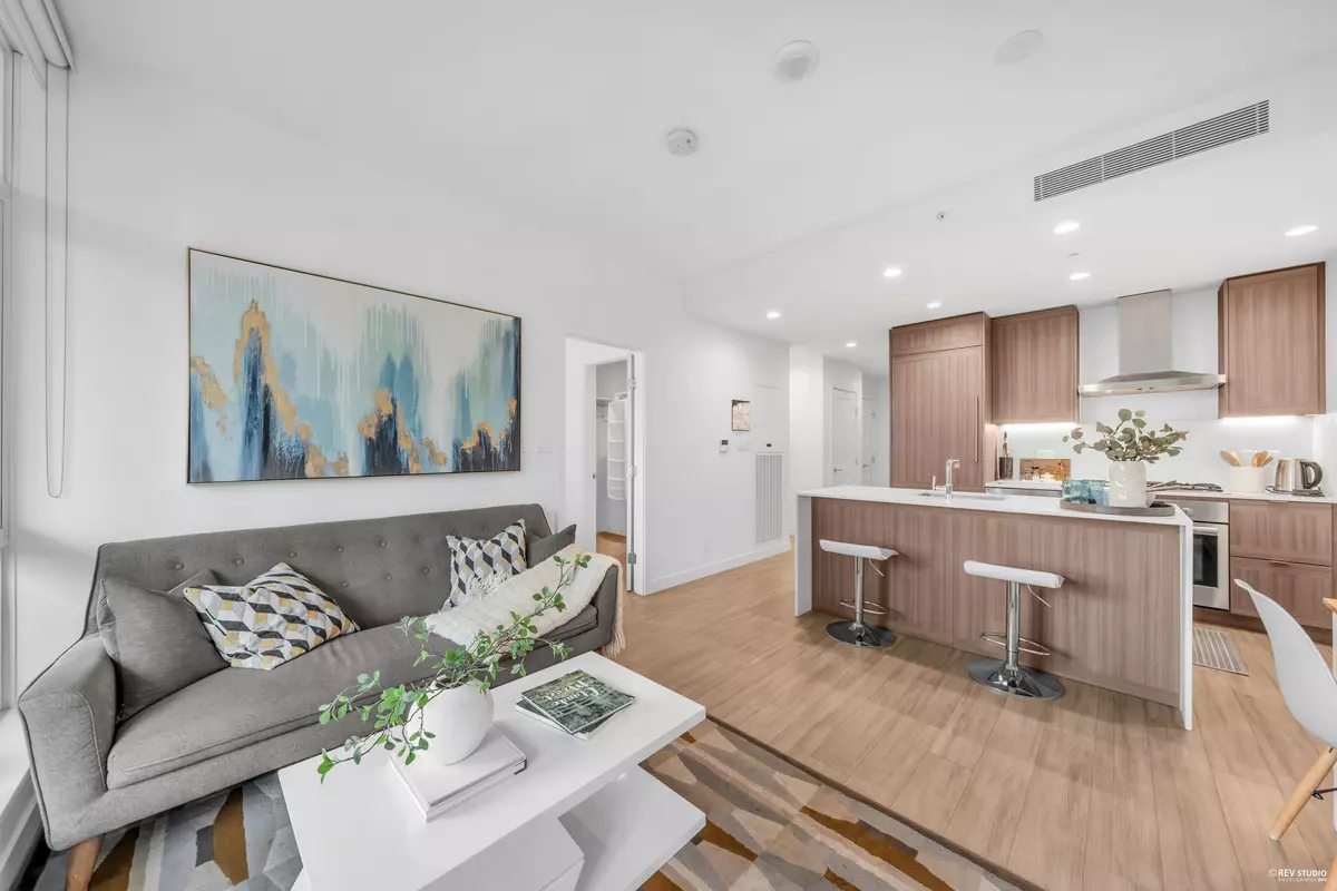 Burnaby, BC V5C 0M1,2311 Beta AVE #505