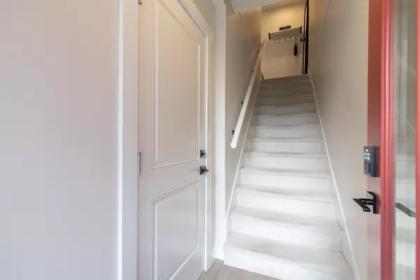 Surrey, BC V3Z 0Z1,16433 19 AVE #70