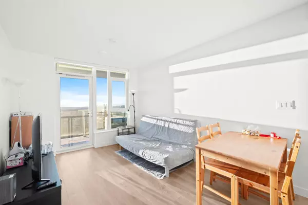 Coquitlam, BC V3K 0J1,318 Alderson AVE #2508