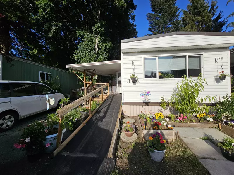 21091 Lougheed HWY #3, Maple Ridge, BC V2X 2R2