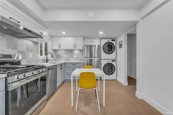 West Vancouver, BC V7S 2W6,4648 Woodburn RD #Basement