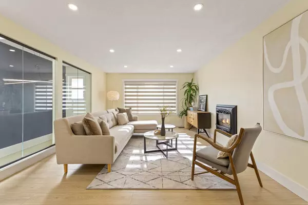 North Vancouver, BC V7H 1L5,2518 Swinburne AVE