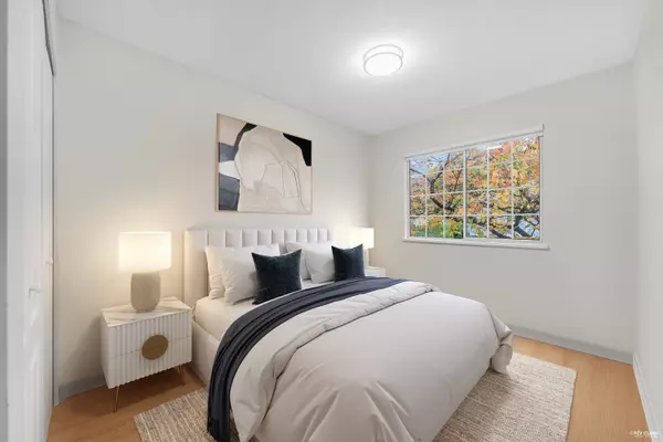 North Vancouver, BC V7P 1V9,815 Tobruck AVE #8