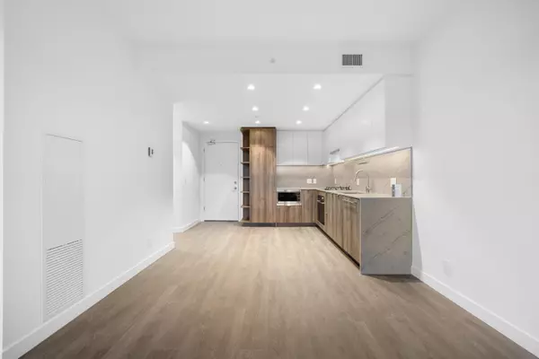 Coquitlam, BC V3J 0R5,505 Nelson ST #407