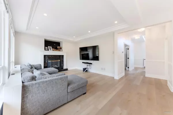 34758 Pakenham PL Mission, BC V2V 7A6