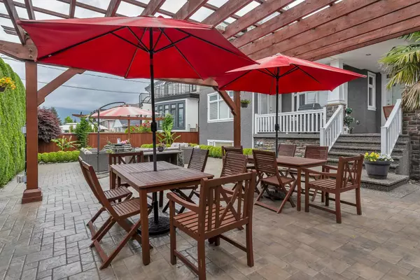 Burnaby, BC V5A 1J1,7205 Union ST