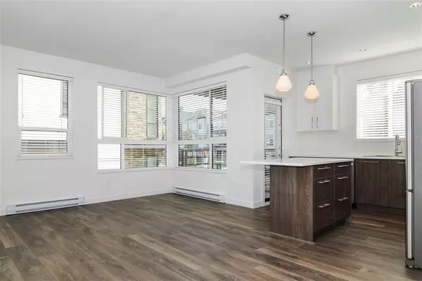 Langley, BC V2Y 0Y5,20829 77a AVE #216