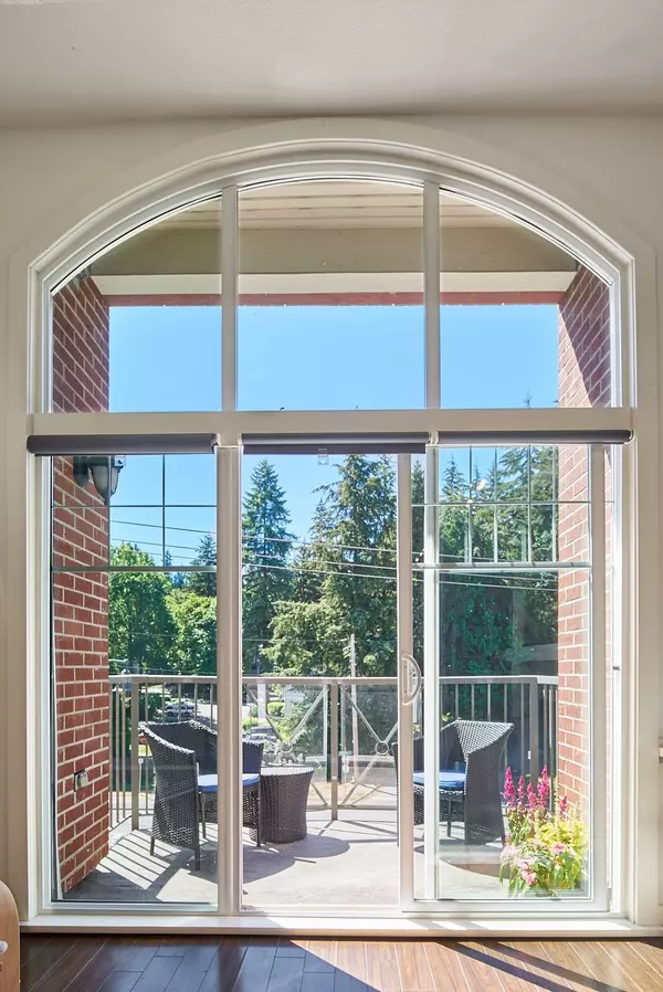 3250 St Johns ST #403, Port Moody, BC V3H 0B1