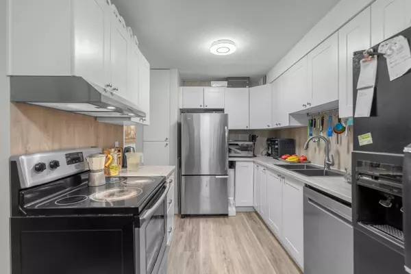 515 Eleventh ST #101, New Westminster, BC V3M 4G4