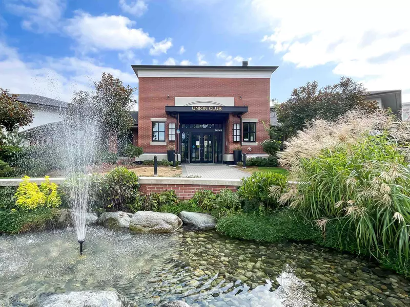 8150 207 ST #C515, Langley, BC V2Y 4J4