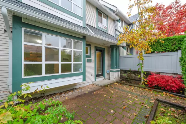 Burnaby, BC V5E 4K8,7431 Magnolia TER