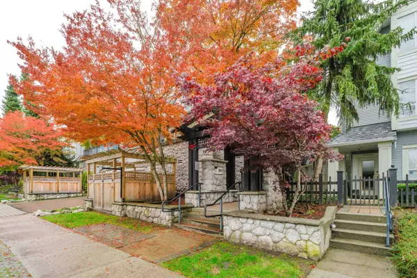 Burnaby, BC V5E 4K8,7431 Magnolia TER