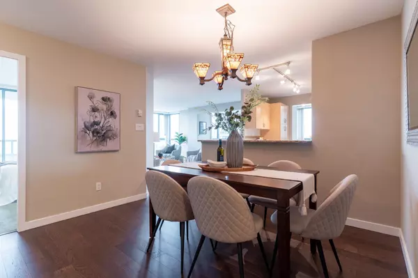 Burnaby, BC V5E 4M9,6659 Southoaks CRES #1704