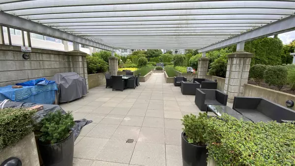 Coquitlam, BC V3B 0H9,2955 Atlantic AVE #302