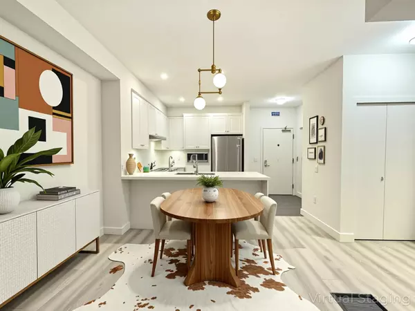 Port Coquitlam, BC V3B 0T3,2160 Grant AVE #207