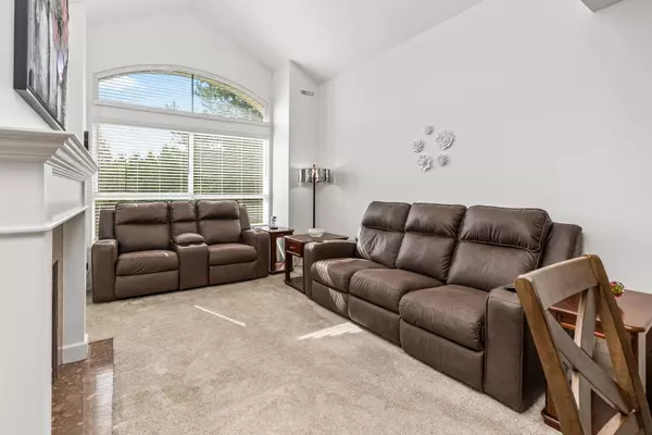 Langley, BC V1M 2L1,20381 96 AVE #307