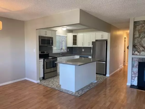 1436 Pitt River RD, Port Coquitlam, BC V3C 1N7