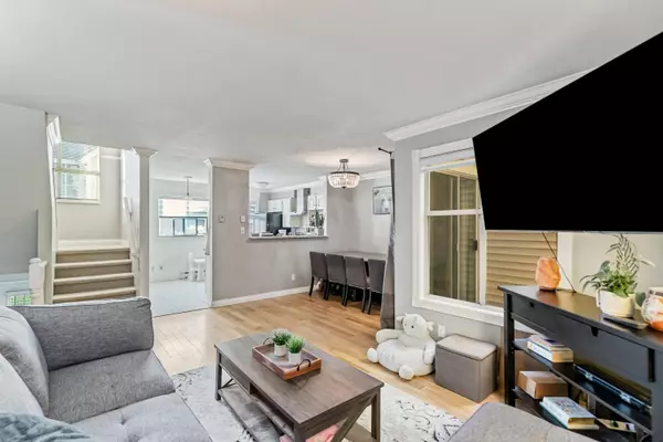 Port Coquitlam, BC V3C 6B3,2450 Hawthorne AVE #53