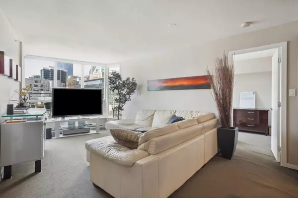 Vancouver, BC V6B 0G4,833 Seymour ST #714