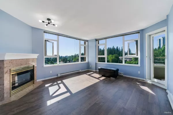 Burnaby, BC V3N 4X9,7108 Edmonds ST #901