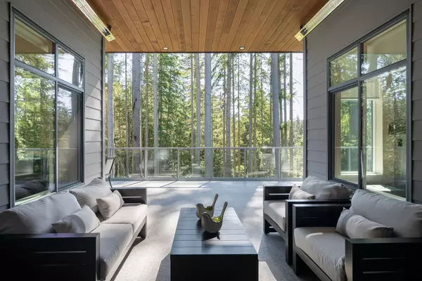 1510 Crystal Creek DR Anmore, BC V3H 0A3