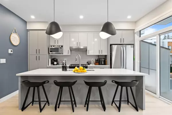 Chilliwack, BC V2R 6B3,46150 Thomas RD #211