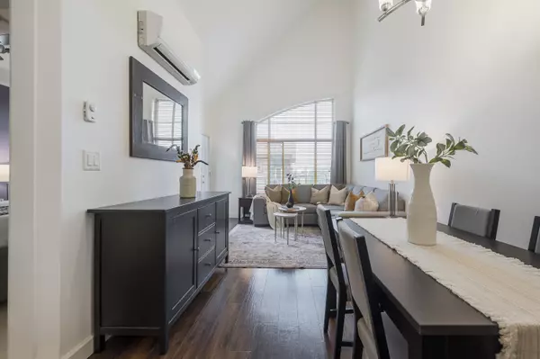 Langley, BC V2Y 0L2,8288 207a ST #592