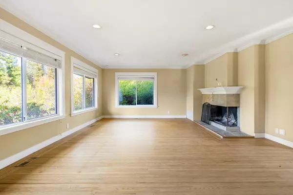 Vancouver, BC V6T 1V3,1650 Western Pkwy