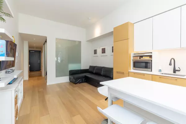 Surrey, BC V3T 0N2,13438 Central AVE #108