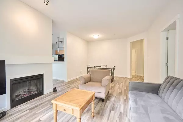 Port Moody, BC V3H 5K4,801 Klahanie DR #119